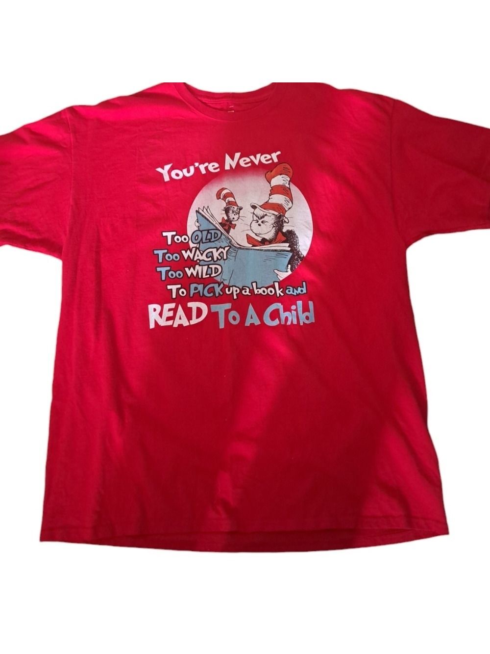 HANES Tagless short sleeve Tshirt Dr. Suess Cat in the Hat red plus size 2XL